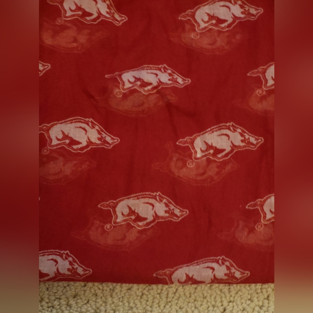 Razorback Scarf - Picture 3 of 3